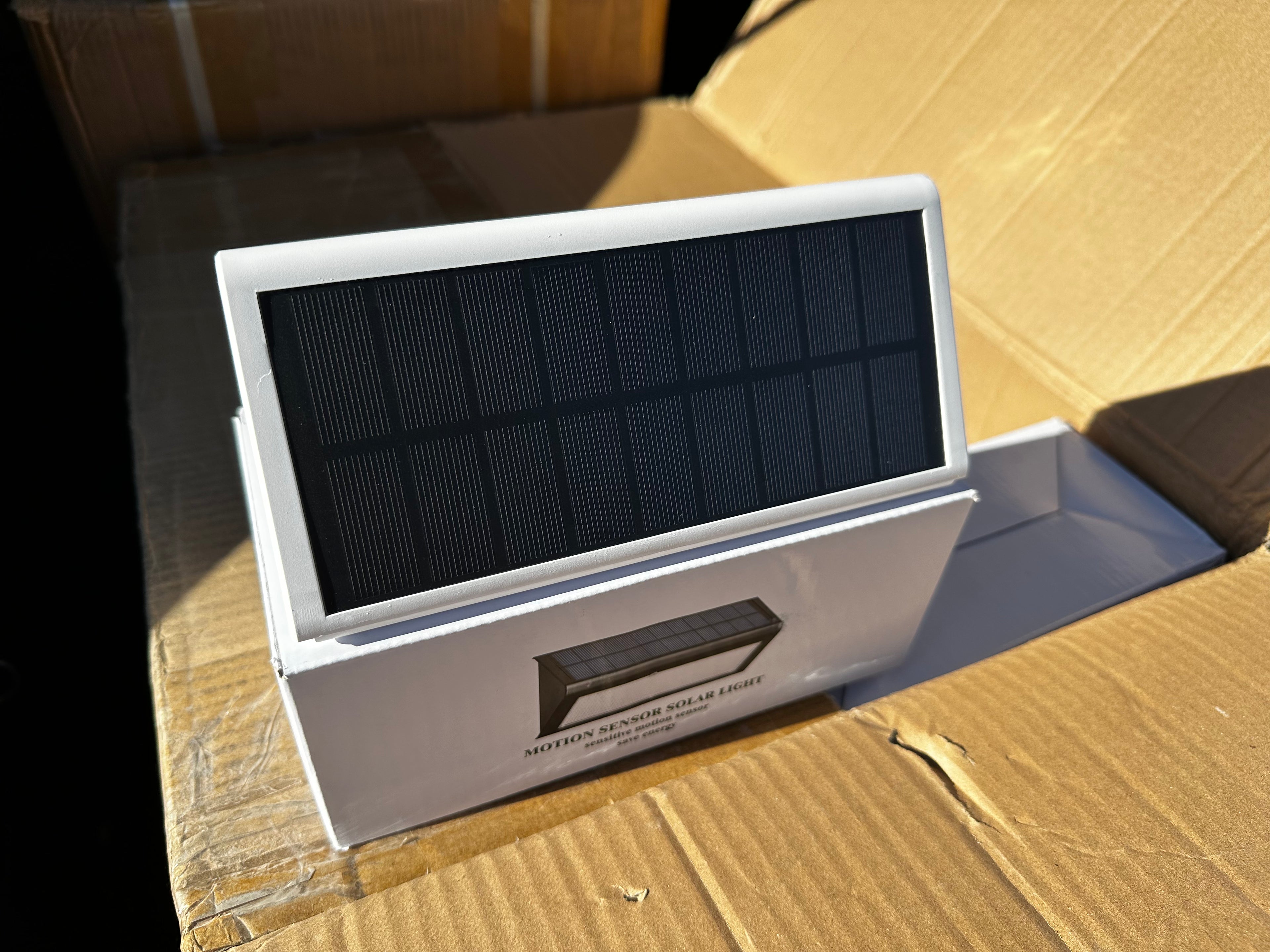 FOCO SOLAR 1000 LUMENS