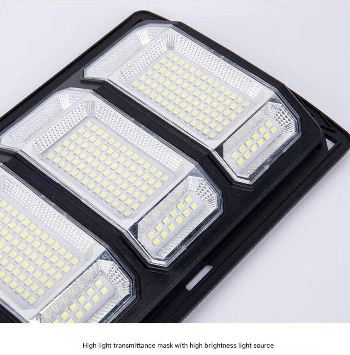 Foco Solar LED 300W con Sensor de Movimiento – Iluminación Exterior de Alto Rendimiento